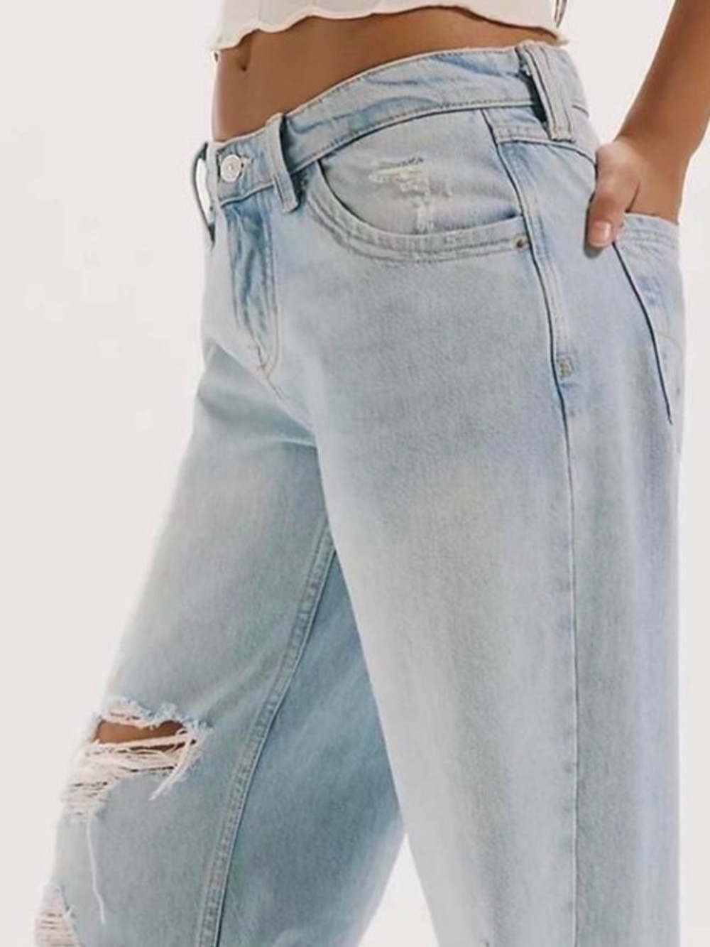 We The Free distressed straight leg jeans, ultralight wash, 100% Cotton, size 28